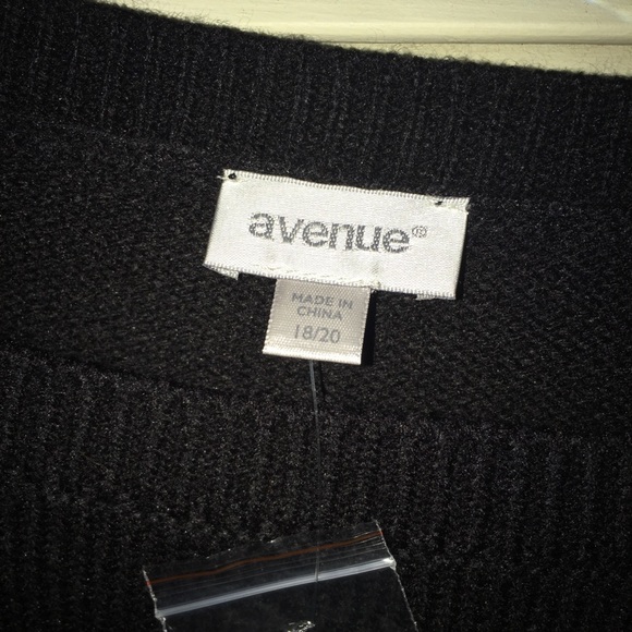 Sz 18-20 NWT Avenue Penguin Sweater - Picture 3 of 3